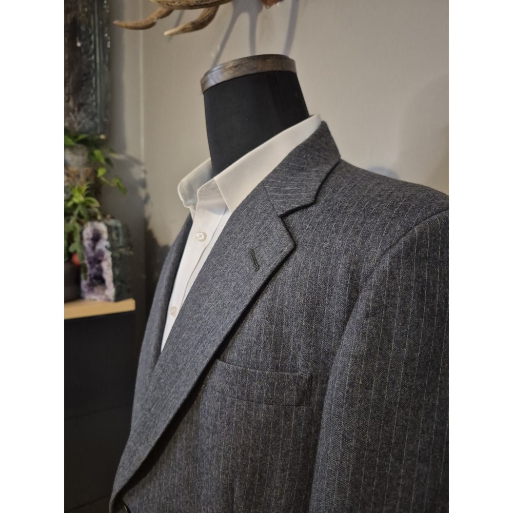 Vtg DAKS Men's 41 R Two Button Wool Sports Coat Gray Stripe USA